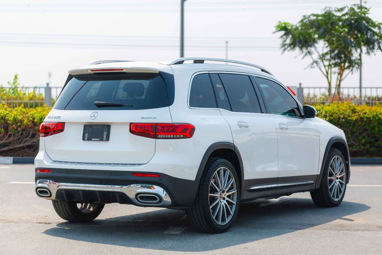 Mercedes-Benz GLB 250 4MATIC 2.0L (221 HP)
