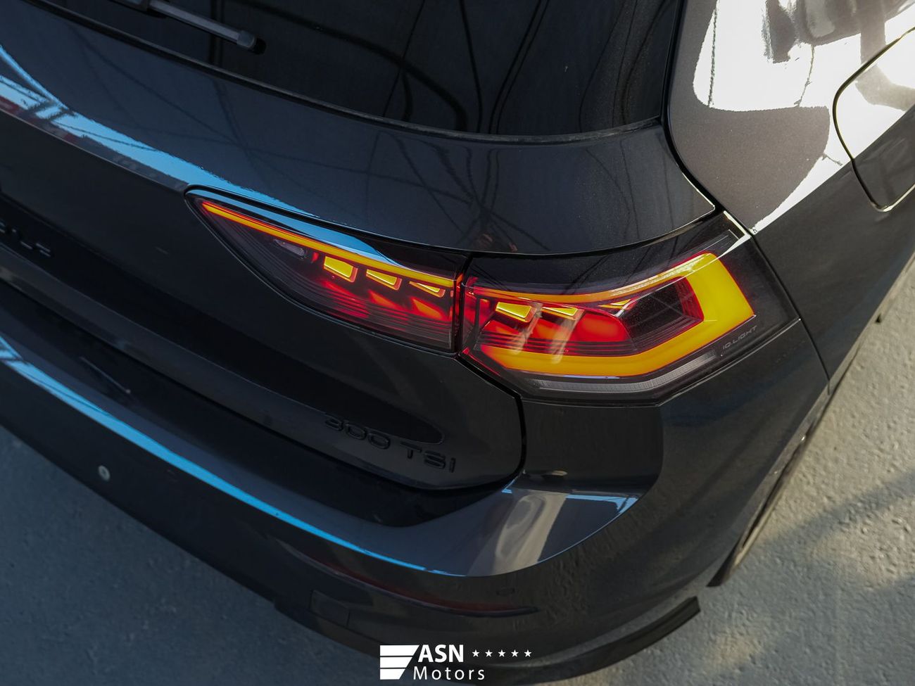 Volkswagen Golf R-Line Black Package Full Edition 2025 (Export Price)