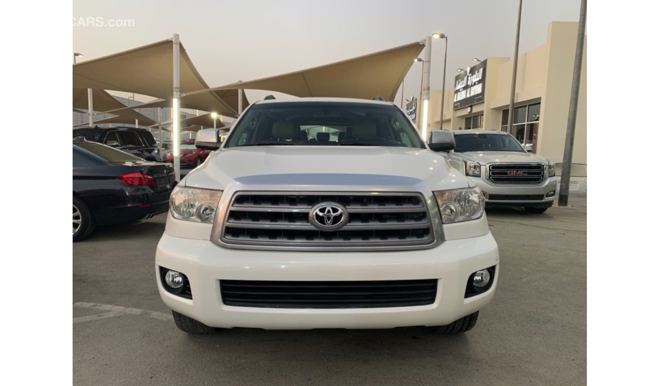 Toyota Sequoia Toyota Sequoia 2013 very clean and in excellent condition