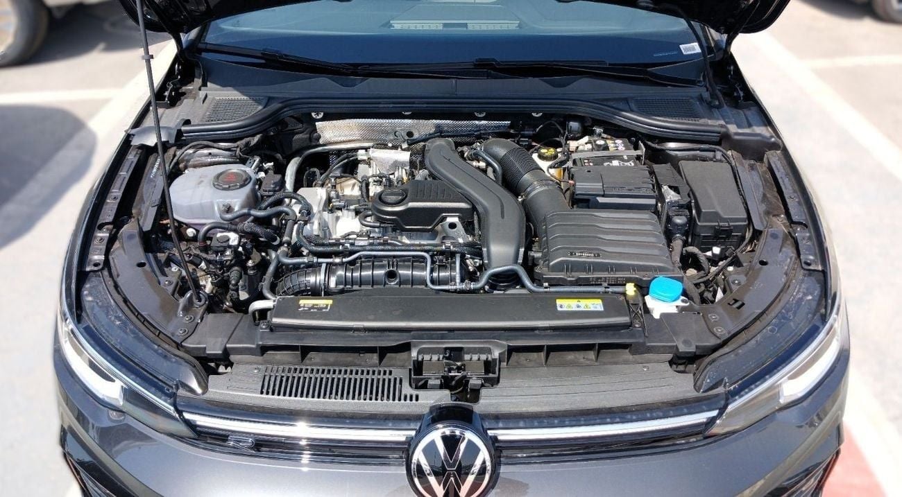 فولكس واجن جولف Volkswagen Golf R-line1.5L Petrol Turbo 2024YM
