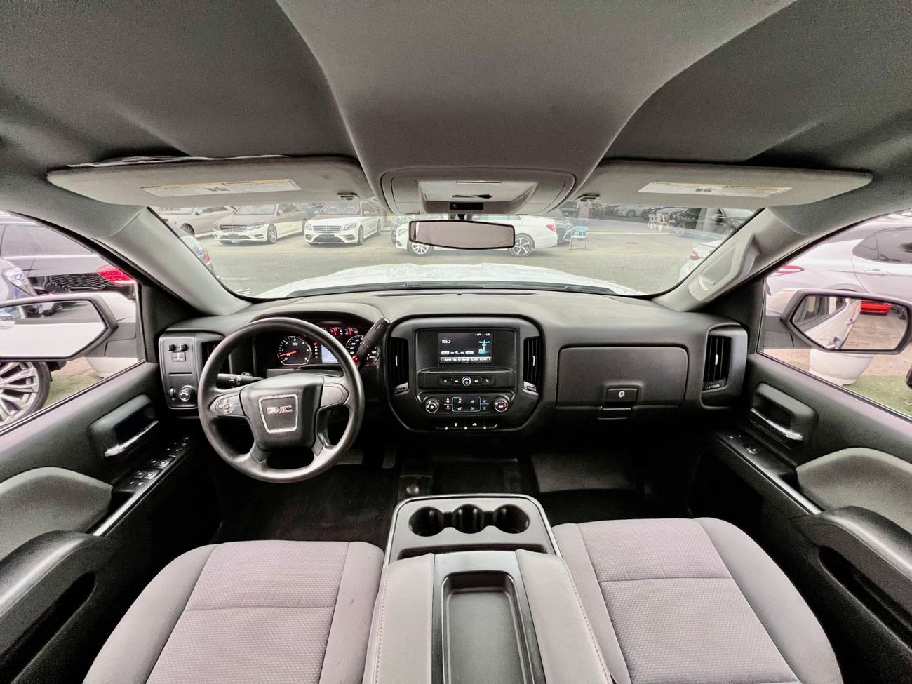 GMC Sierra 5.3L V8 SLT Crew Cab (AWD)warranty one year bank financie available