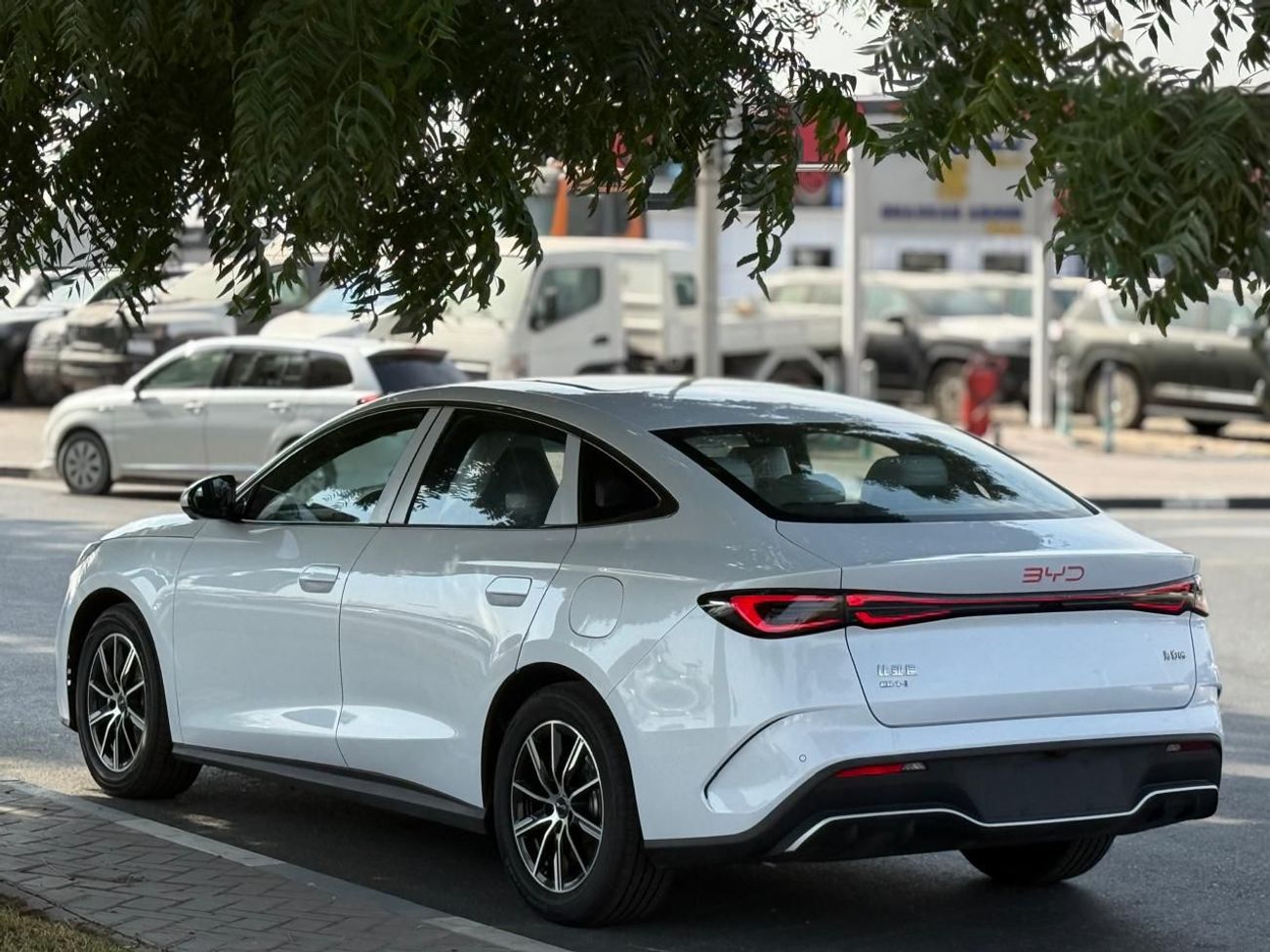 بي واي دي سيل 06 دي إم-آي SEAL 06 DMI