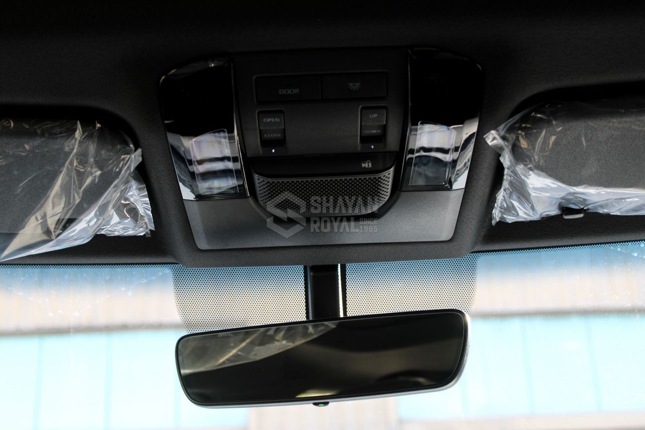 تويوتا برادو LHD 2.4L PETROL ALL ROUNDER-G 4WD AT 7-SEATS 2025MY