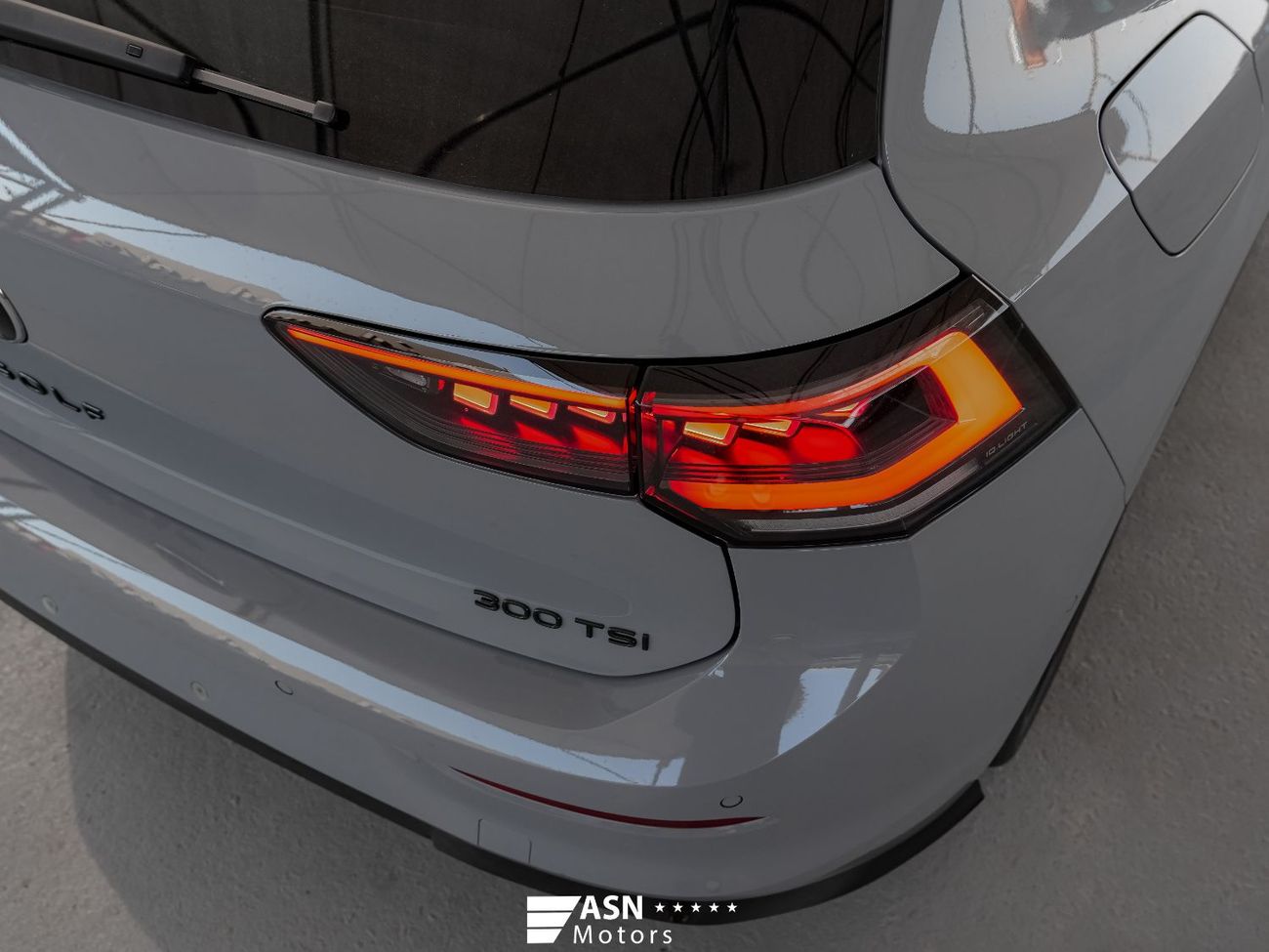 Volkswagen Golf R-Line Black Package 1.5 Turbo 2025 (Harman Kardon + HUD)