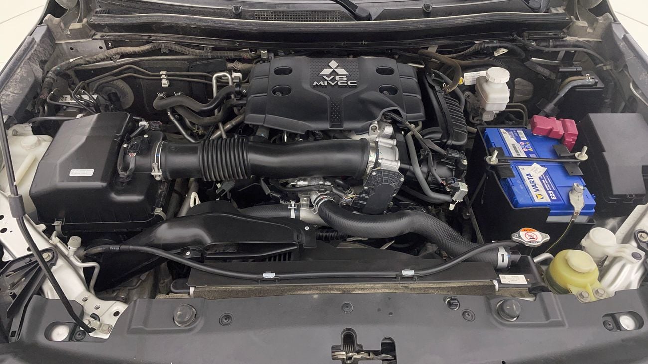 ميتسوبيشي مونتيرو سبورت GLS H/L PRIME EDITION 3 | بدون دفعة مقدمة | اختبار القيادة في المنزل