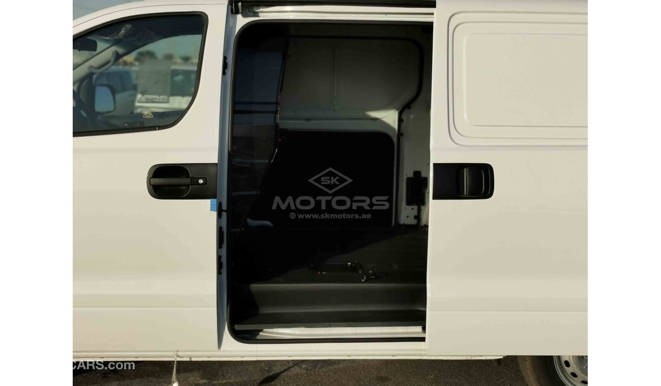 Hyundai H-1 2.4L Petrol, Cargo Van, Manual Gear (CODE # HCV02)