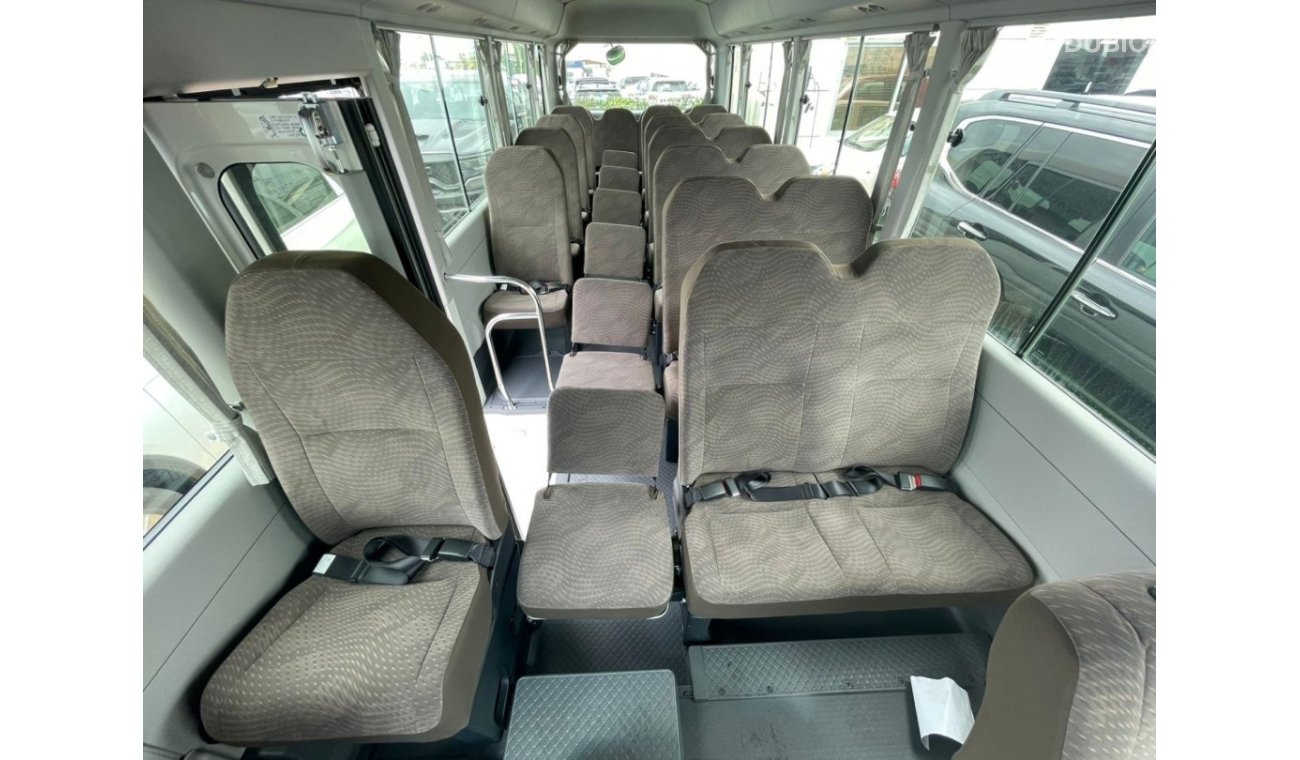 تويوتا كوستر Toyota Coaster 4.2L , 30 passengers