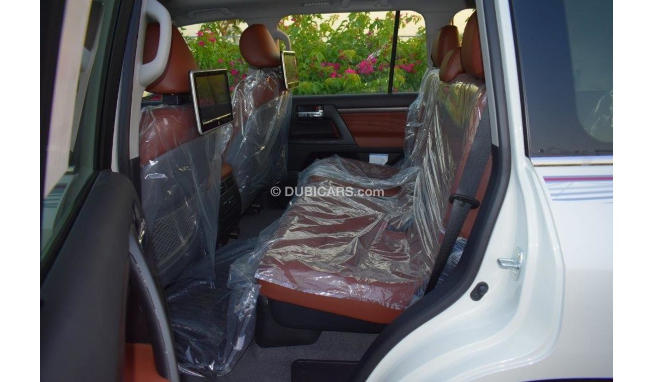 Toyota Land Cruiser 200 GXR 4.6L V8 PETROL WITH AERO KIT