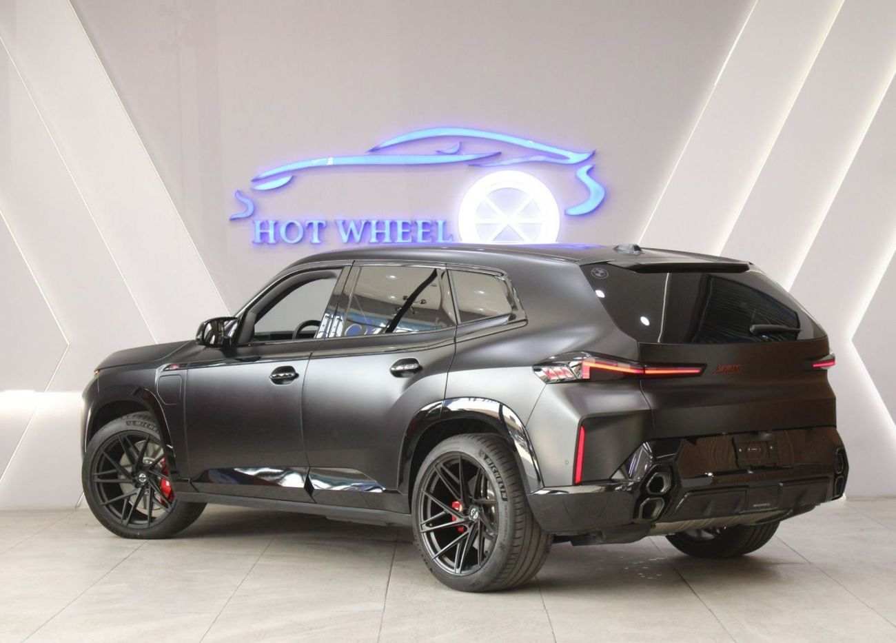 BMW XM M-POWER | HYBRID