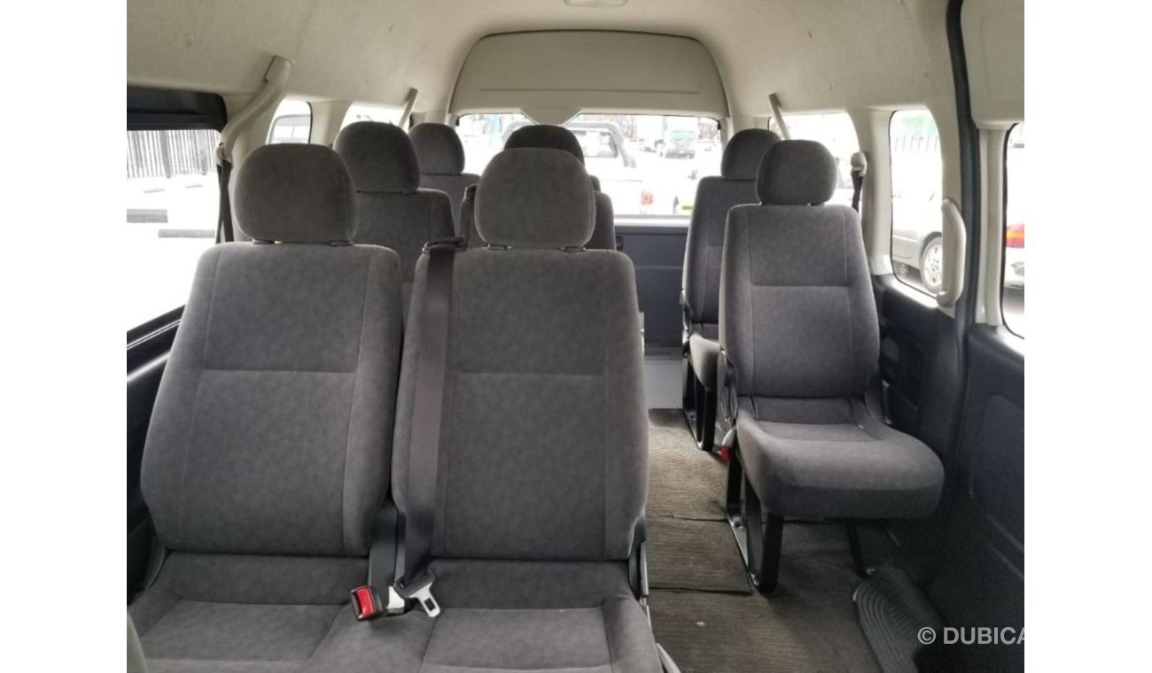 تويوتا هاياس Hiace Commuter RIGHT HAND DRIVE (Stock no PM 565 )