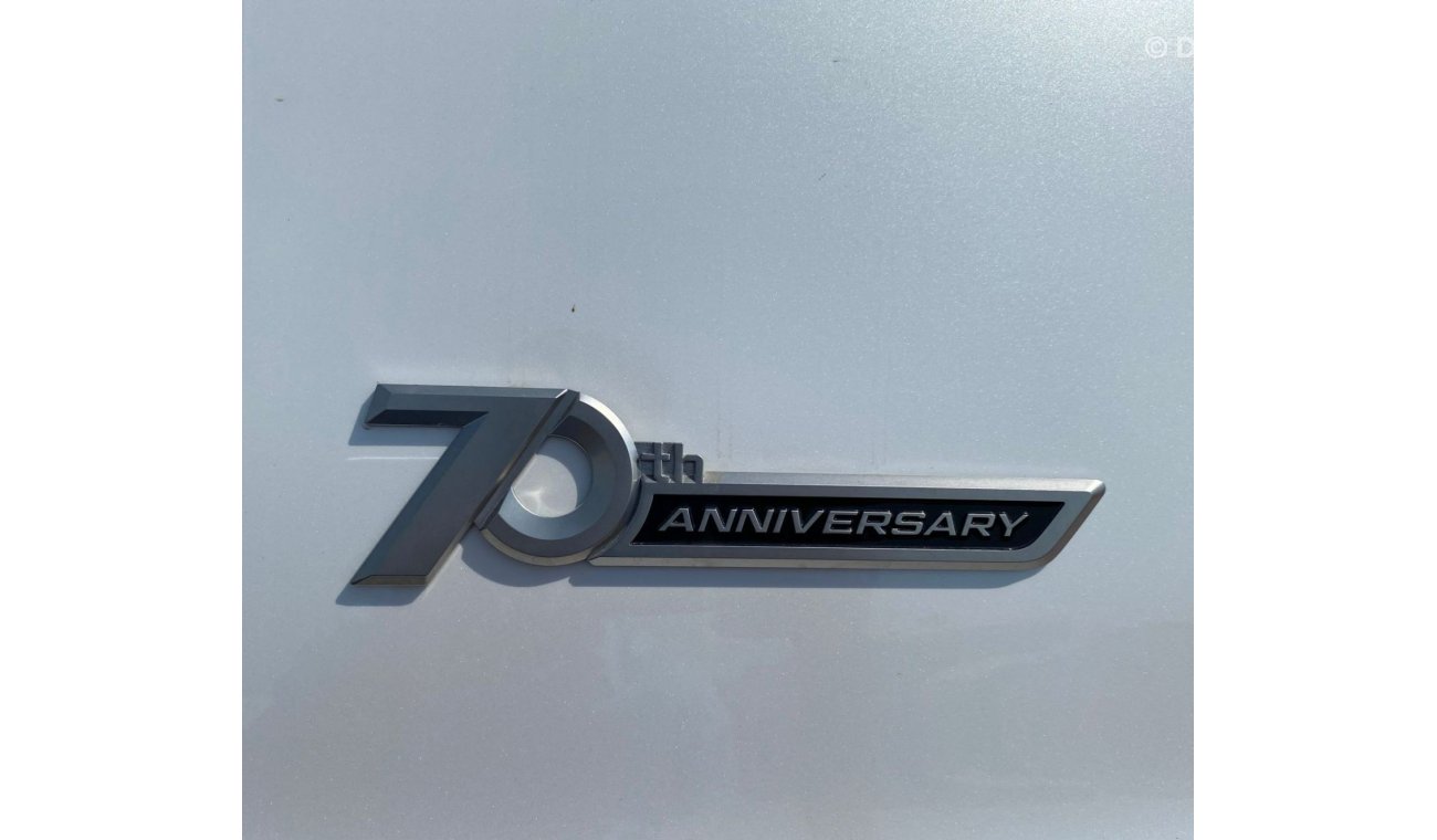 Toyota Land Cruiser TOYOTA LAND CRUISER 3.5L MODEL 2022 FULL OPTIONS WHITE COLOR