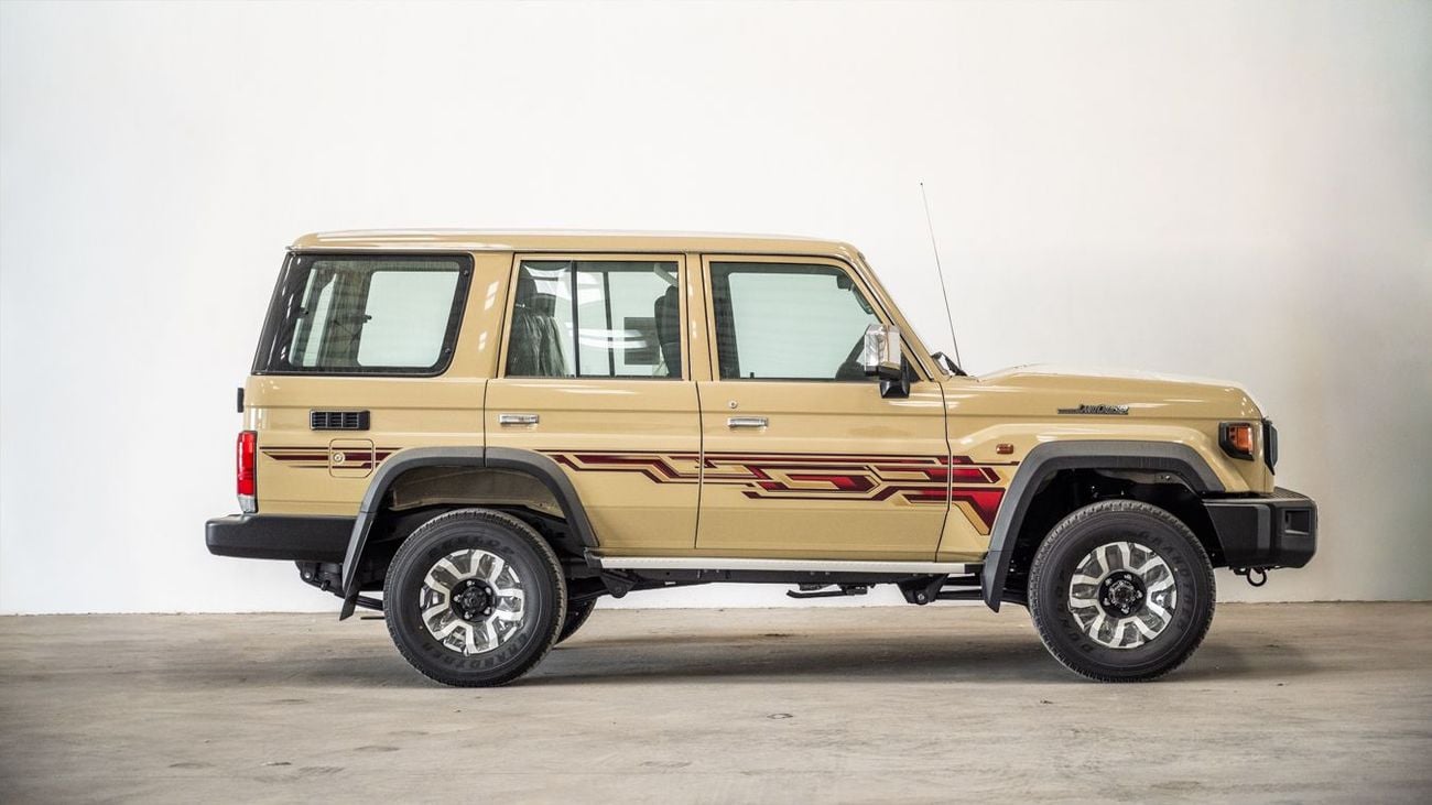 Toyota Land Cruiser 76 TOYOTA LANDCRUISER76 HARDTOP 2.8 MT LOW -2025YM