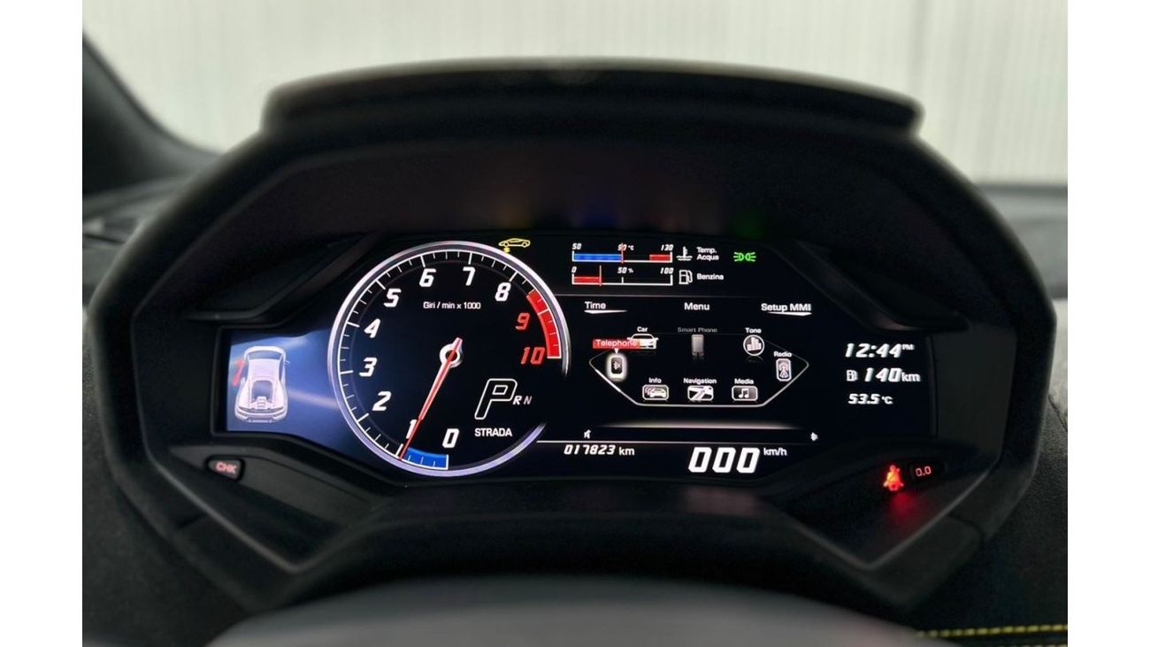 لامبورغيني هوراكان LP640-4 بيرفورمانتيه LP640-4 بيرفورمانتيه