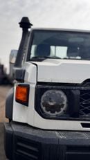 Toyota Land Cruiser Pick Up LC79 Double Cabin LHD 4.2L 1HZ V6 Diesel Engine Manual Gear 4WD 5 Seater 4 Doors