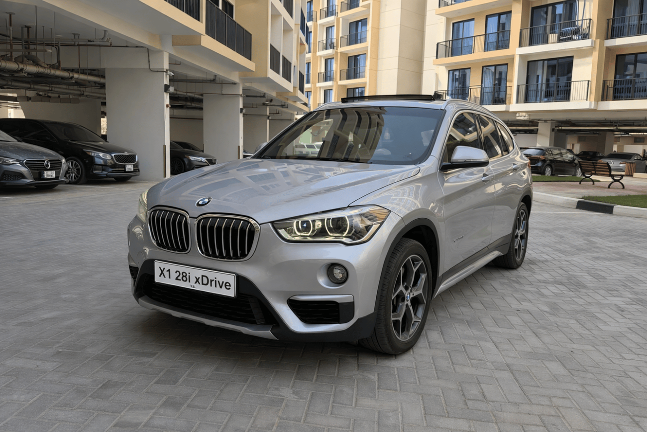 بي أم دبليو X1 XDRIVE 25i SPORTLINE xDrive 28i Sport Line 2.0L
