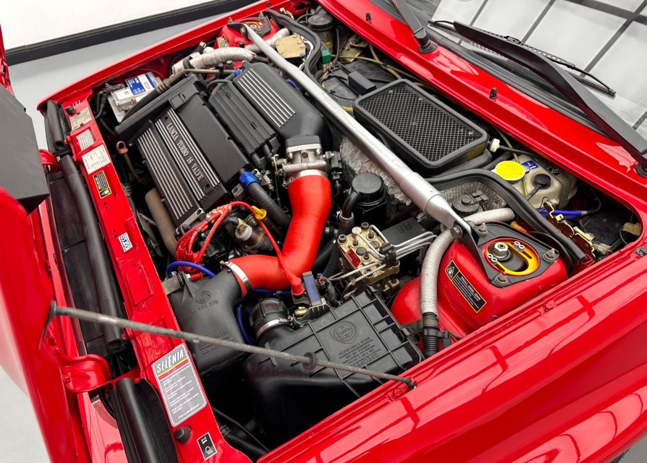 لانسيا دلتا 1992 Lancia Delta HF Integrale Evo I - The Ultimate Rally Icon