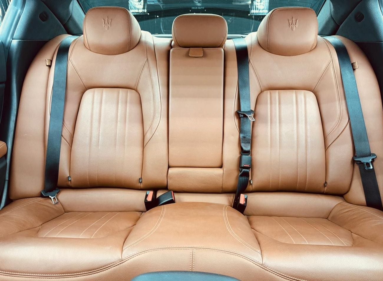 Maserati Ghibli STD Hybrid | GCC | Original Paint