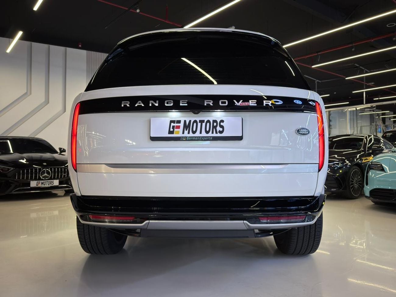 لاند روفر رينج روفر AUTOBIOGRAPHY LWB P530 AUTOBIOGRAPHY LWB P530