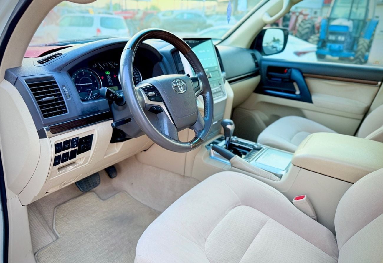 تويوتا لاند كروزر GXR 2020 Model LHD DIESEL ENGINE FULL OPTION