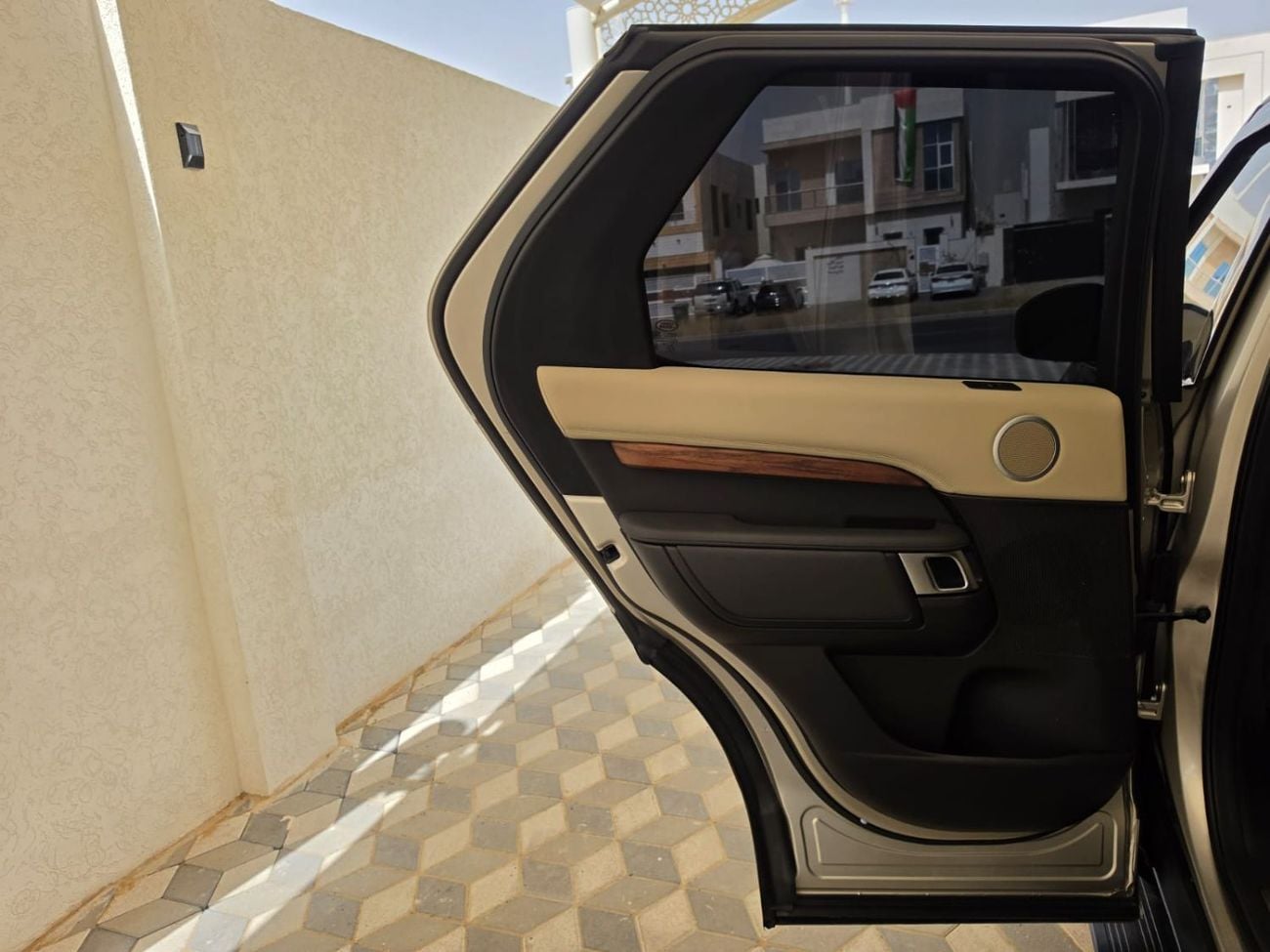 Land Rover Discovery HSE LUXURY