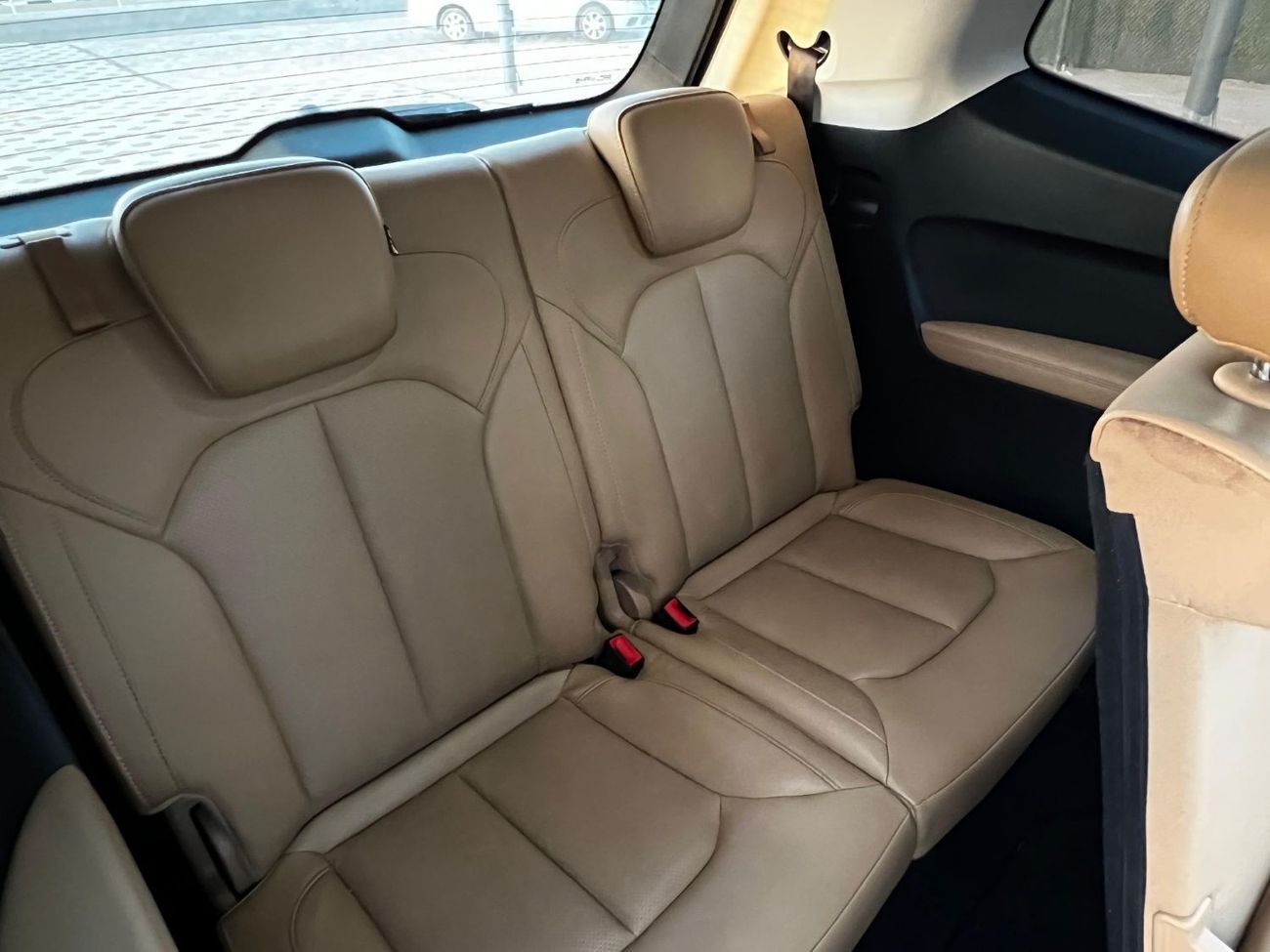 أم جي RX8 لاكجري