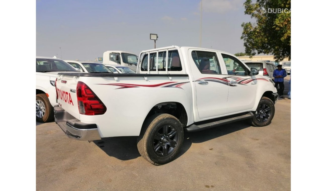 تويوتا هيلوكس Toyota Hilux - 2.4 - diesel / automatic