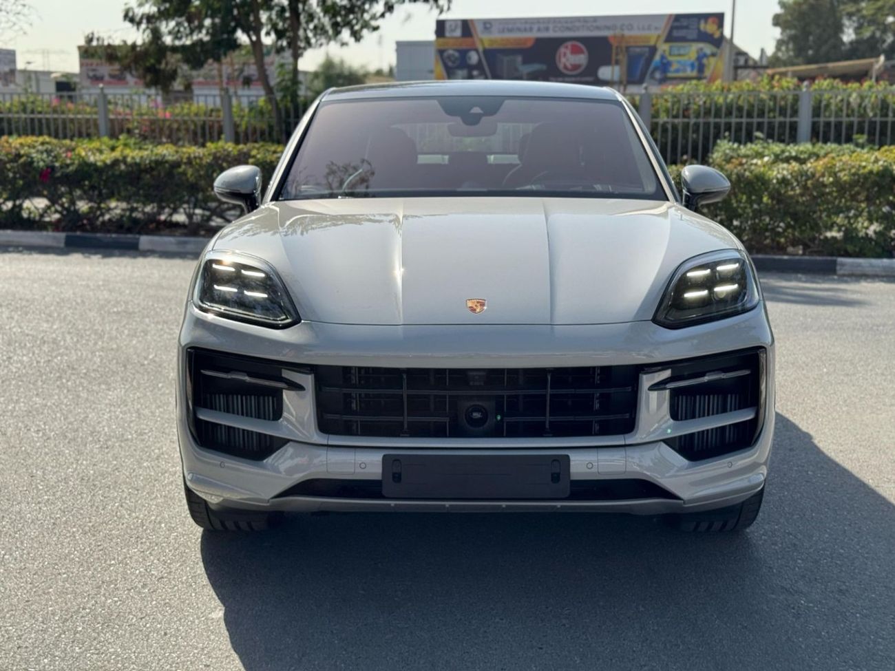 Porsche Cayenne GTS Coupe **2025**GCC SPEC UNDER WARRANTY