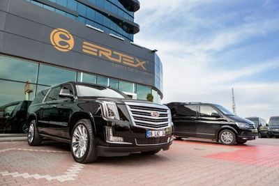 كاديلاك إسكالاد SPORT PLATINUM ERTEX LUXURY DESIGN - 35th YEAR ESCALADE EDITION