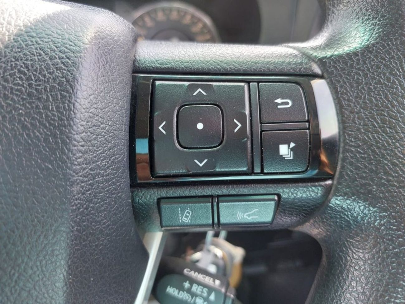 Toyota Hilux TOYOTA HILUX PICK UP RHD 2021 MODEL 2.8L DIESEL AUTOMATIC(PM66455)