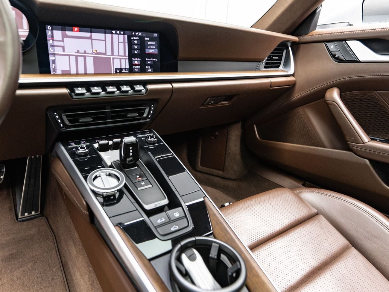 بورش 911 CARRERA BUY NOW, PAY 2027 | THE BLACKLINE STANDARD | 2027 Porsche Warranty, GCC