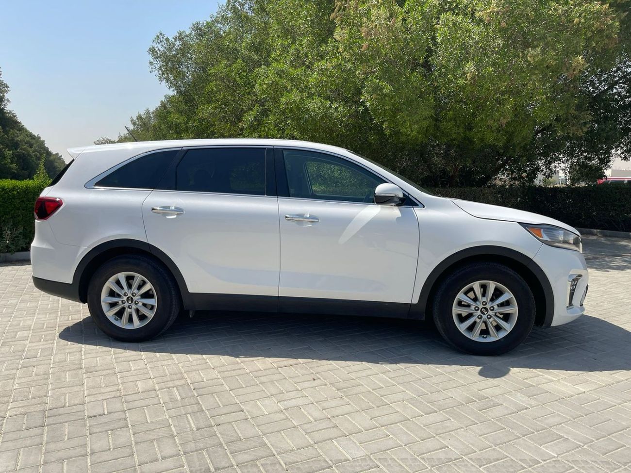 كيا سورينتو متوسط المواصفات