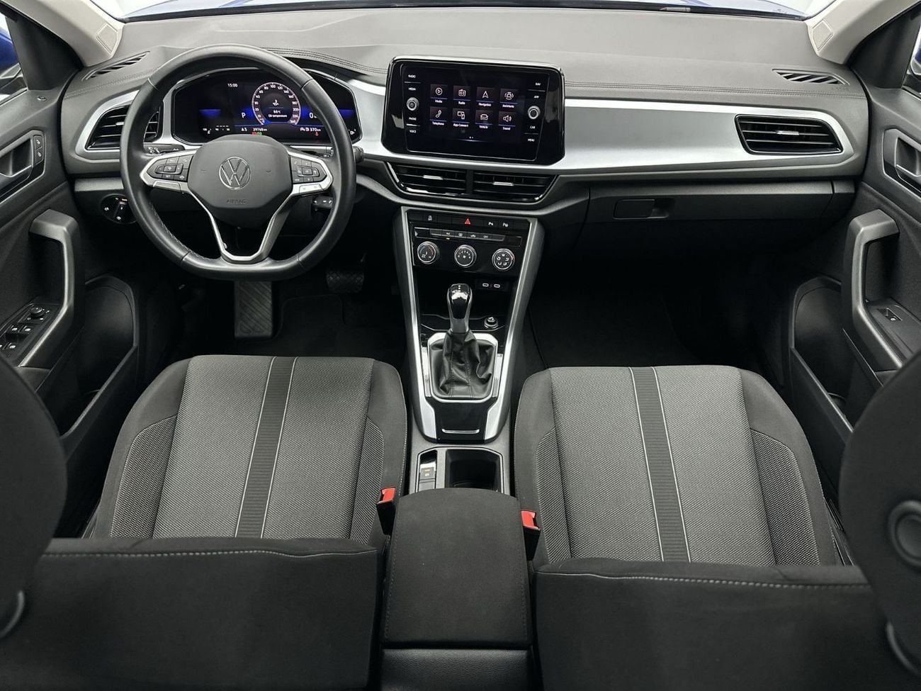 فولكس واجن T ROC T-Roc Life 1.4L (Ref#92116) / WAS 82,900 AED - NOW 71,900 AED