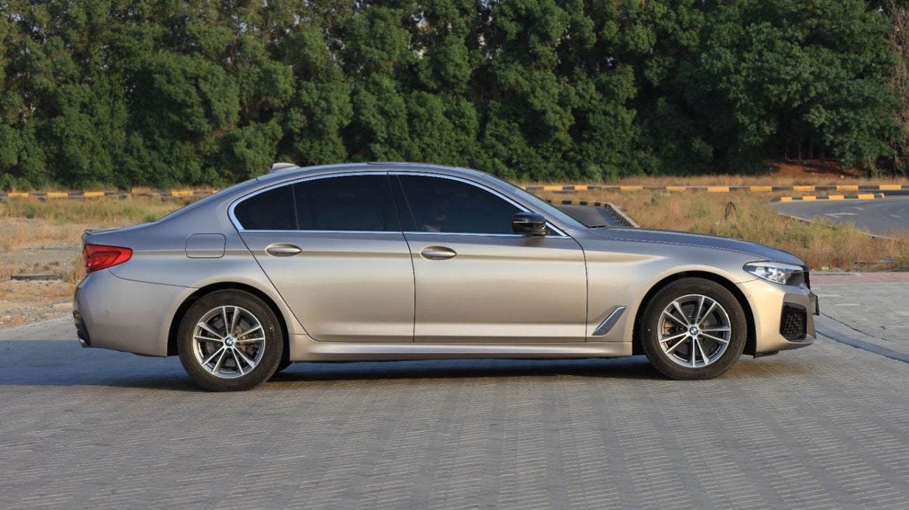 بي أم دبليو 520i Std BMW 520 موديل 2020 مواصفات خليجية بحالة ممتازة