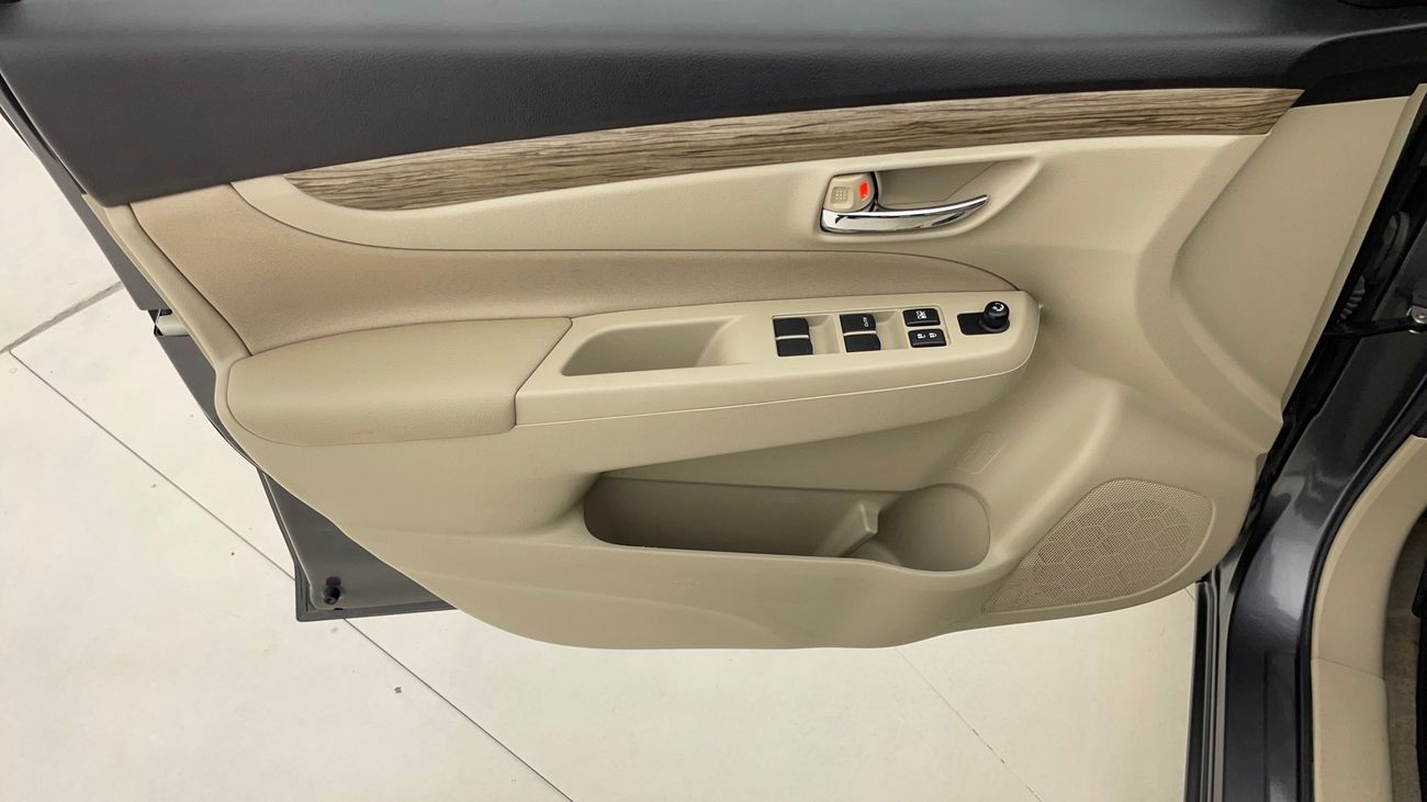 سوزوكي سياز GL 1.5 | بدون دفعة مقدمة | اختبار القيادة في المنزل