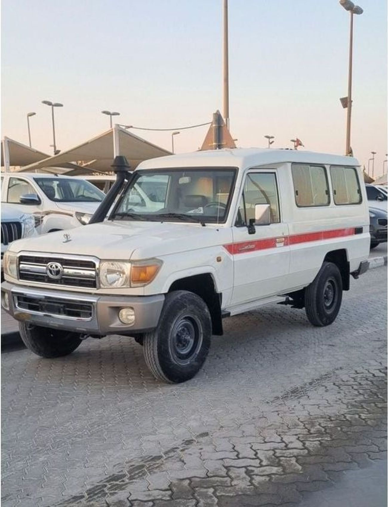 تويوتا لاند كروزر 70 LX diesel v6 manual