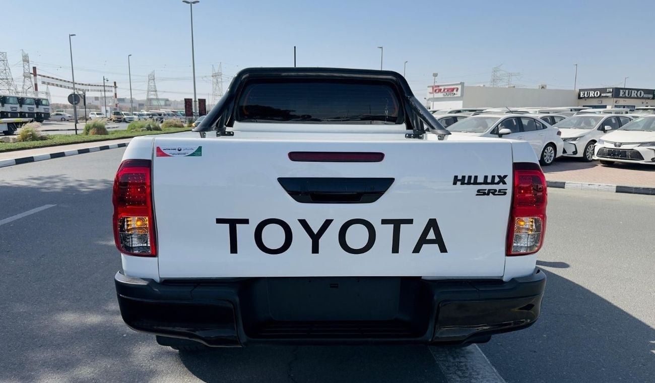Toyota Hilux SMART CAB | RHD | 2.8L DIESEL ENGINE | MANUAL TRANSMISSION | 2016 | PREMIUM BULL BAR | AIR SNORKEL