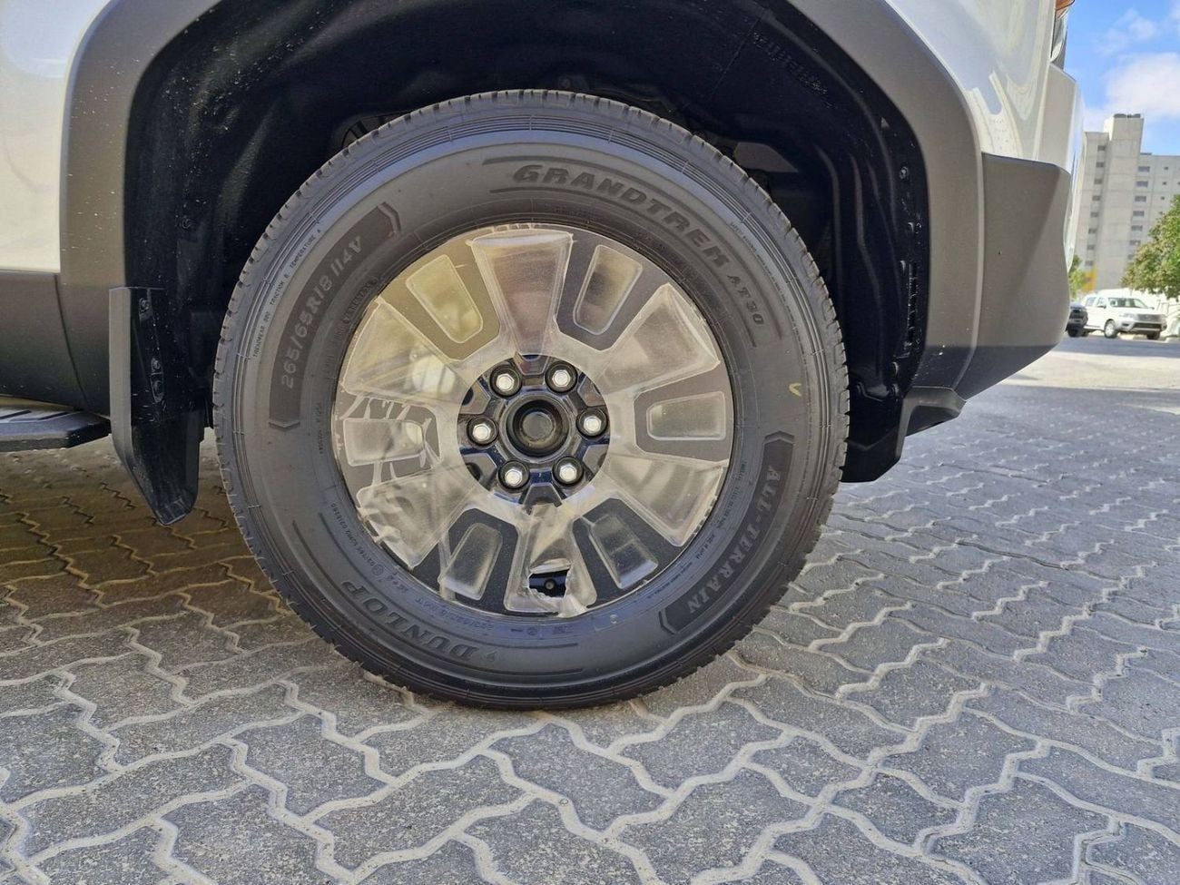 Toyota Prado 2025 TOYOTA PRADO 2.4L SR PETROL AT ALL ROUNDER (O) BRAND NEW 0KM