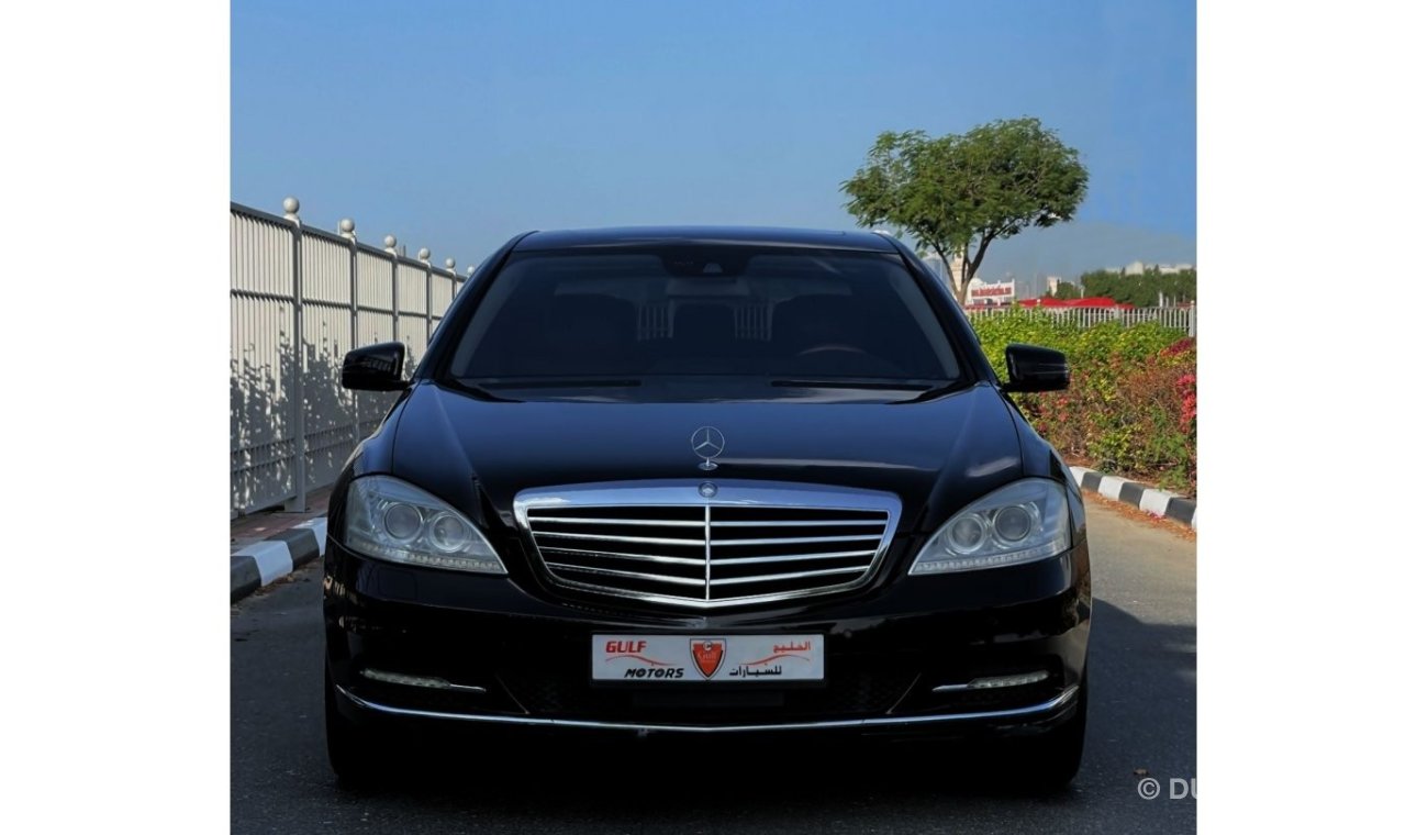 مرسيدس بنز S 550 5.5L-8 CYL-FULL OPTION -JAPANESE SPEC -EXCELLENT CONDITION