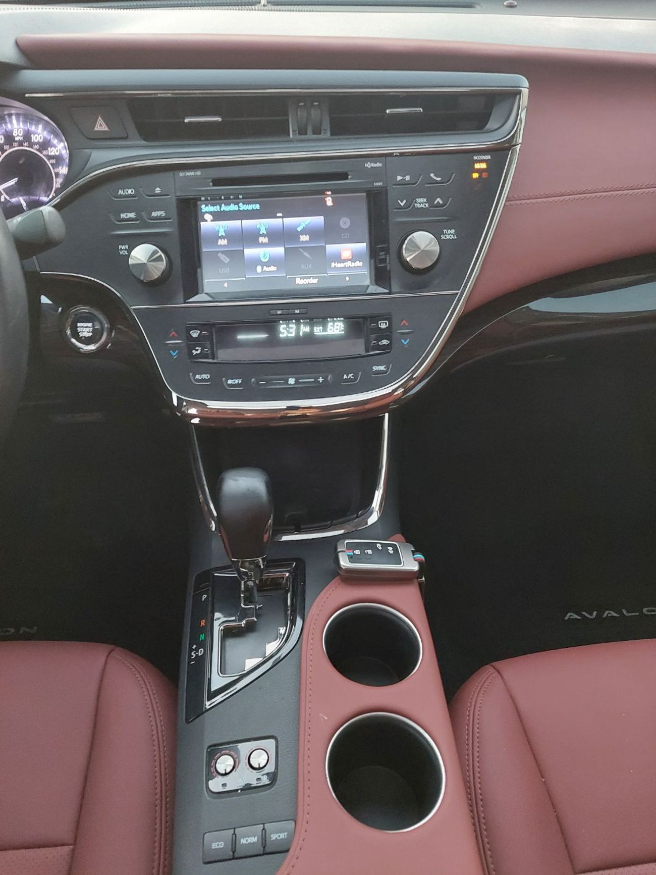 Toyota Avalon XLE Touring 3.5L