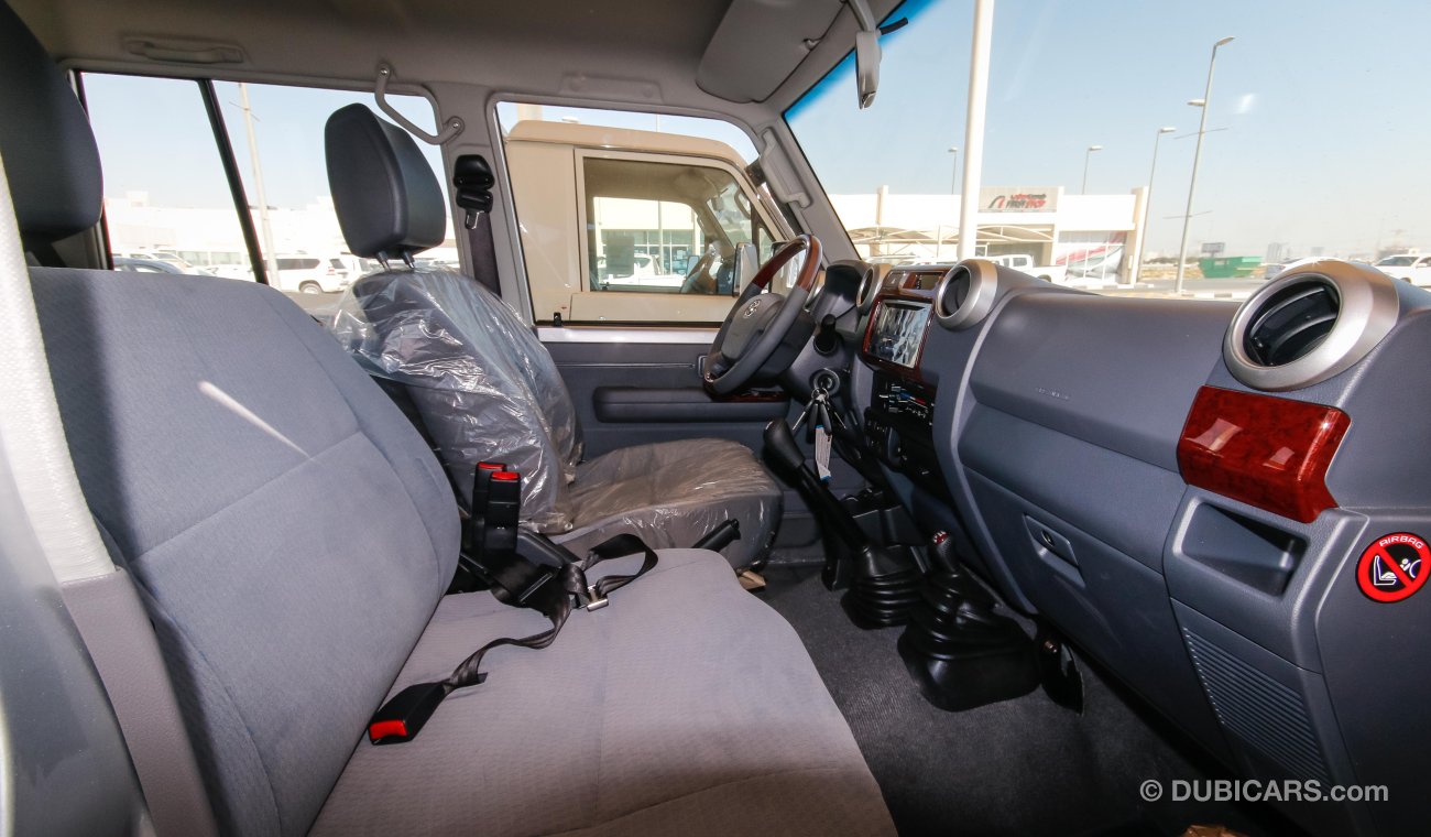 Toyota Land Cruiser 76 DIESEL HARD TOP WITH DIFF LOCK