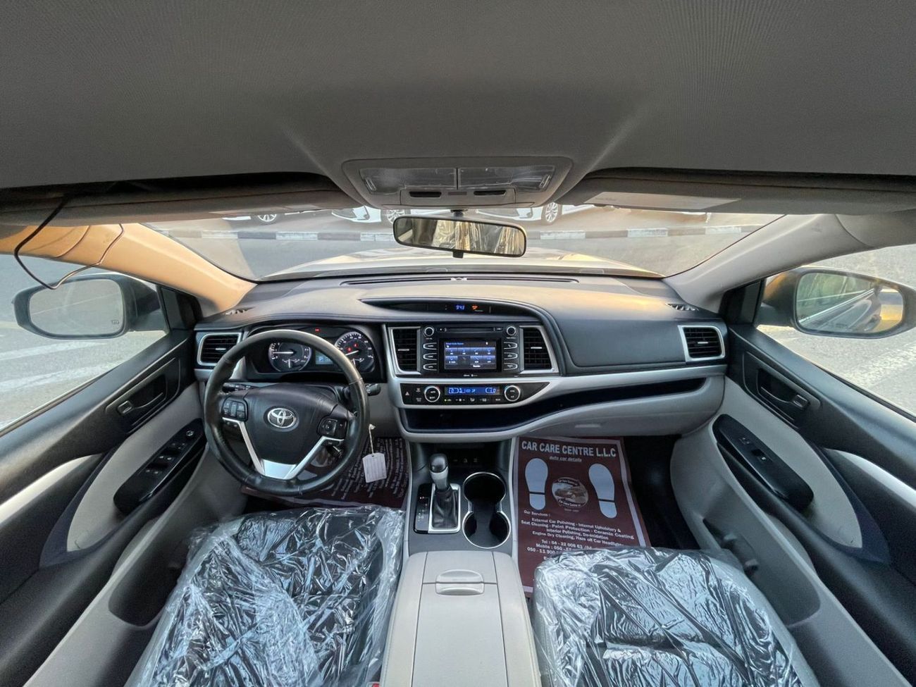 Toyota Highlander 2015 Toyota Highlander LE MidOption+ 3.5L V6 - AWD 4x4 - 7 Seater - Trunk Auto -