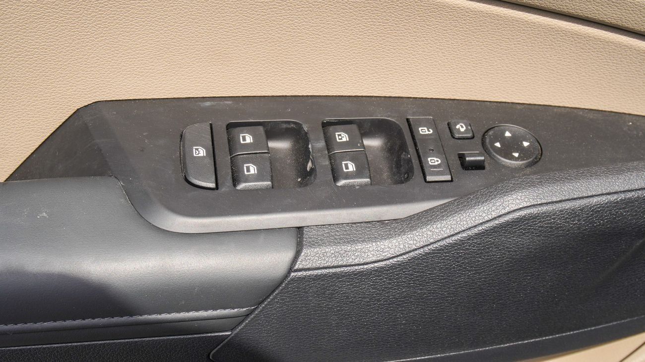 Kia Sportage Brand New Kia Sportage 2026 Export 1.6L 2WD Petrol|Silver/Beige|N-KIA-SPO-1.6-26|