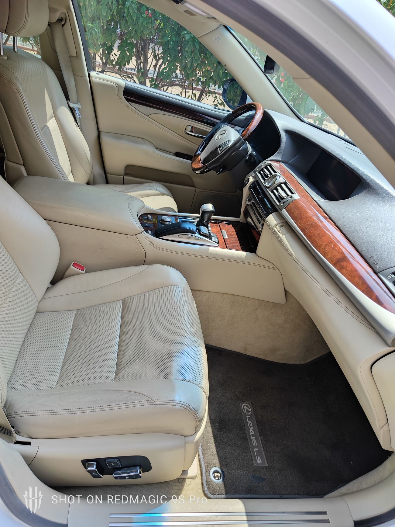 لكزس LS 460 4.6L