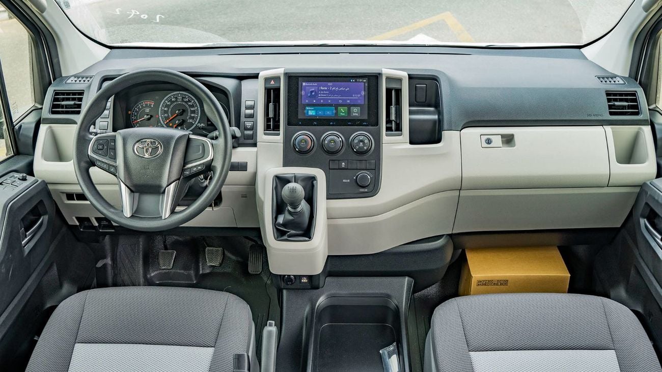 تويوتا هاياس 2026 Toyota Hiace 3.5L Petrol MT High Roof GCC