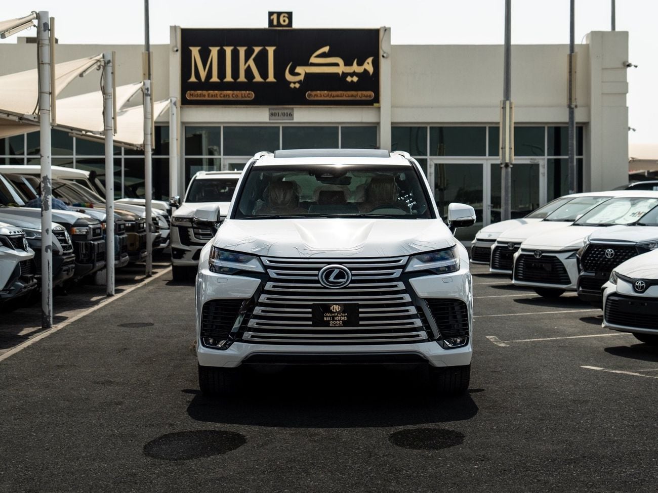 Lexus LX600 LEXUS LX 600 TURBO PLUS
