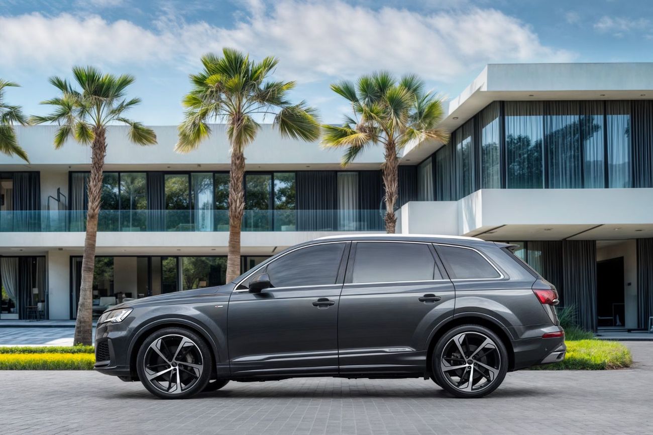 أودي Q7 Q7 S-line | 3,232 P.M | 0% Downpayment | Immaculate Condition!