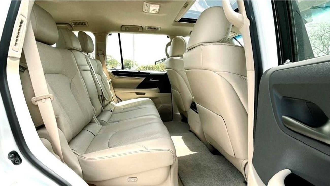 Lexus LX 570 Platinum LEXUS LX570 2020 GCC LOW MILEAGE WITH AGENCY SERVICE IN MINT CONDITION