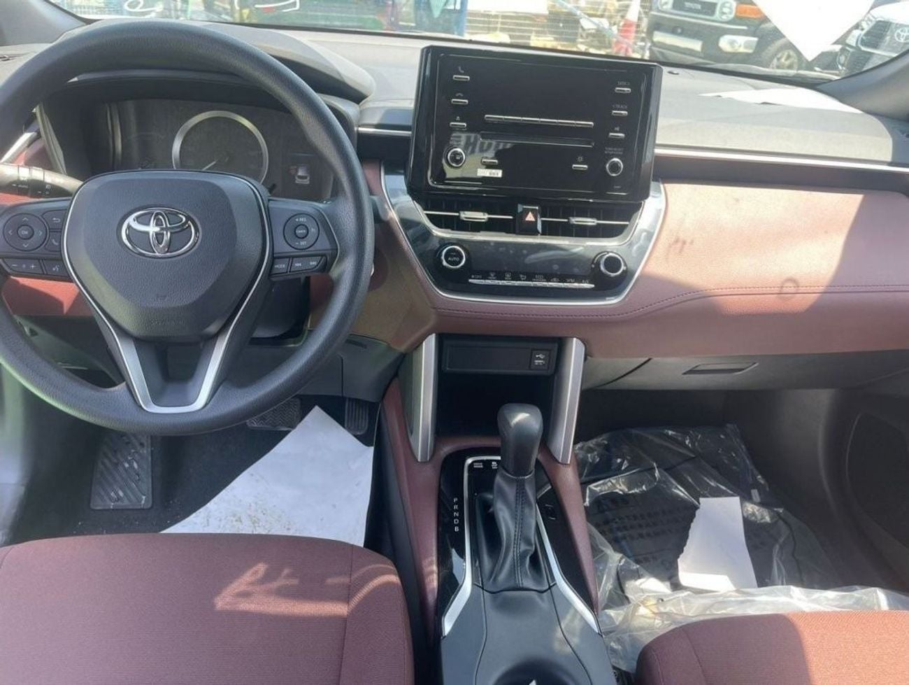 تويوتا كورولا كروس 2023 TOYOTA COROLLA CROSS 1.8L Hybrid Automatic Zero KM
