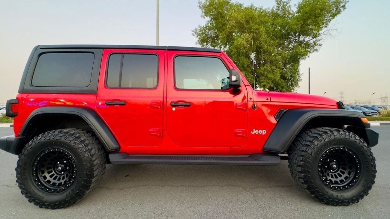 Jeep Wrangler NUDGE BAR WITH LED STRIP LIGHTS | 3.6L PETROL ENGINE | PUSH START | 2019 | RHD | AT | 4WD | REAR VIE