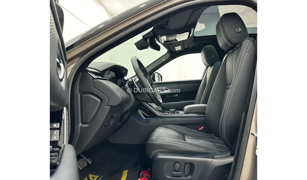 لاند روفر رينج روفر فيلار 2020 Range Rover Velar P250 R-Dynamic SE, June 2025 Range Rover Warranty + Service Contract, GCC